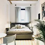 Apartment Klaus Kinski