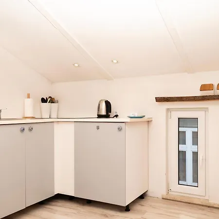 Apartment Klaus Kinski