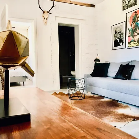 Klaus Kinski Apartment